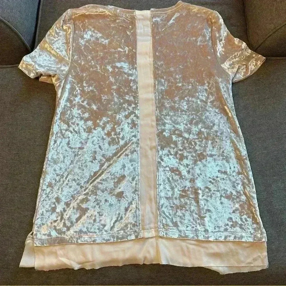 🎆 Jodifl gold/champagne velvet tunic top size small Christmas Holiday New Year’s - Picture 2 of 8